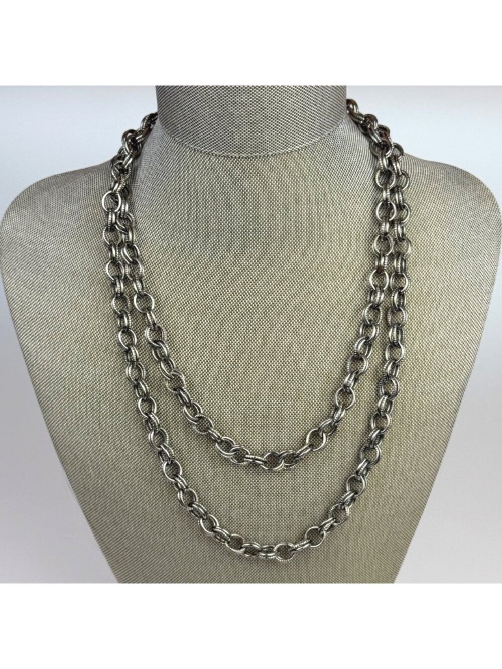 Vintage Silver-Tone Double-Oval Chain Link Layering Necklace 39"
